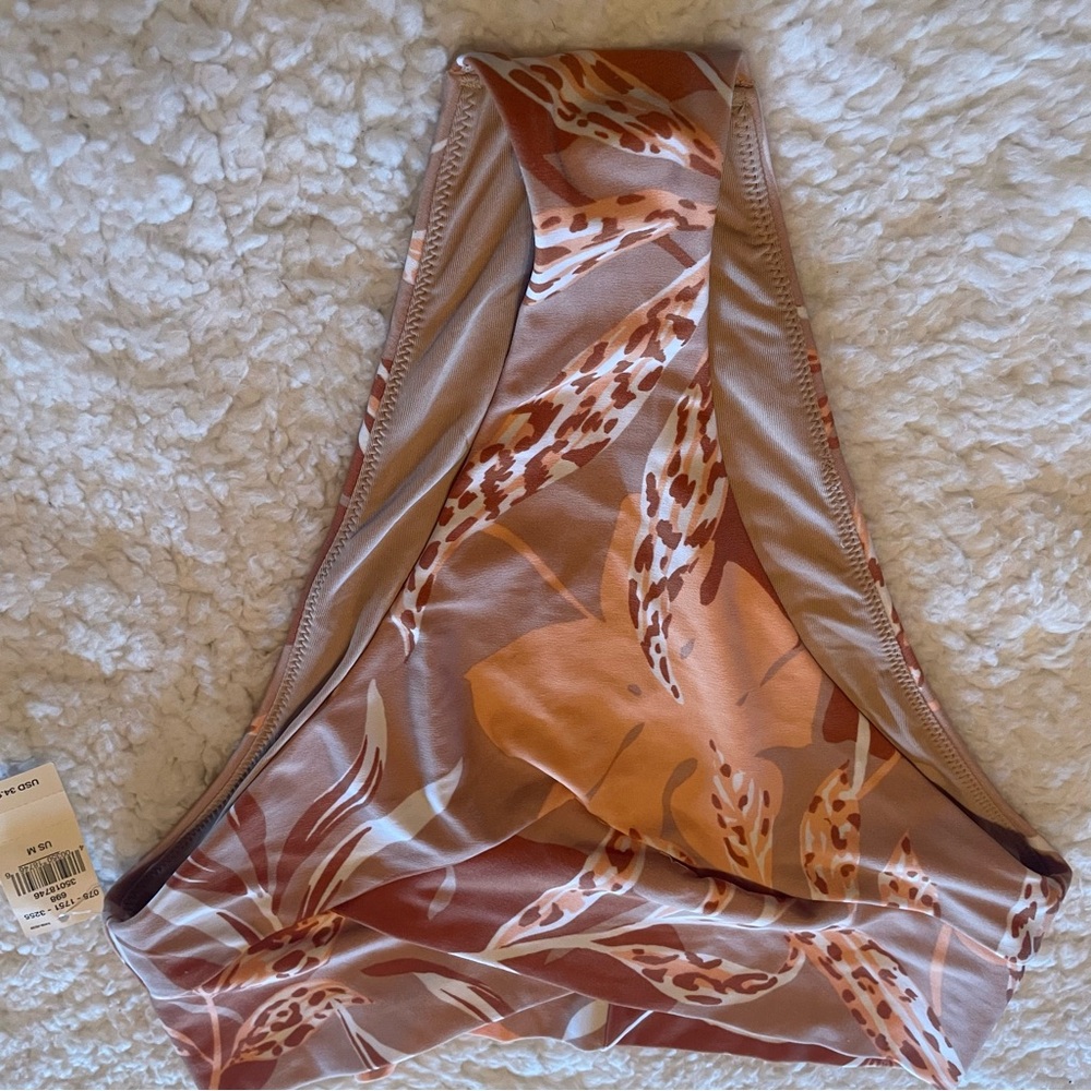 High-Waist Bikini Bottoms in Rust Leaf Print